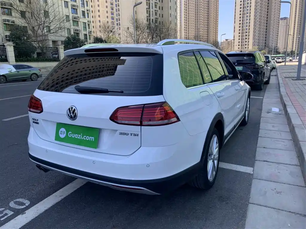 Golf imported 2019 model 1.8 TSI travel edition