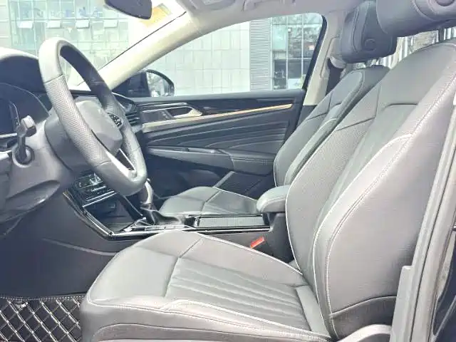 Passat 2024 380TSI Deluxe Edition