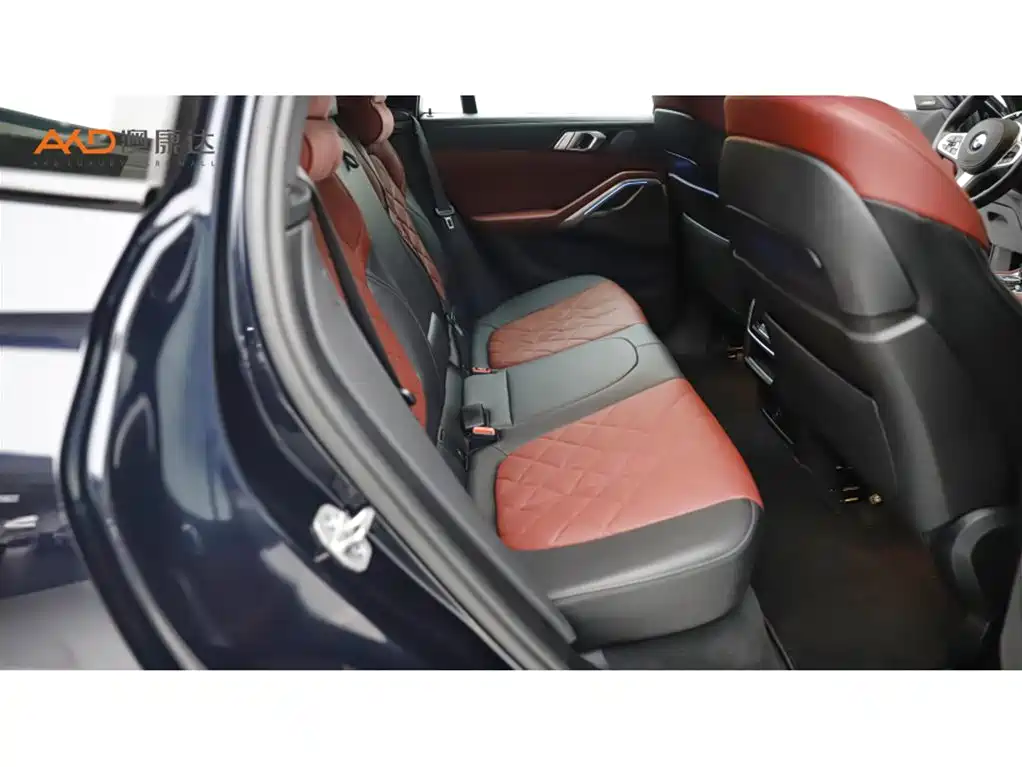 B BMW BMW X6 2022 facelift Two xDrive40i Exclusive M sports Suit