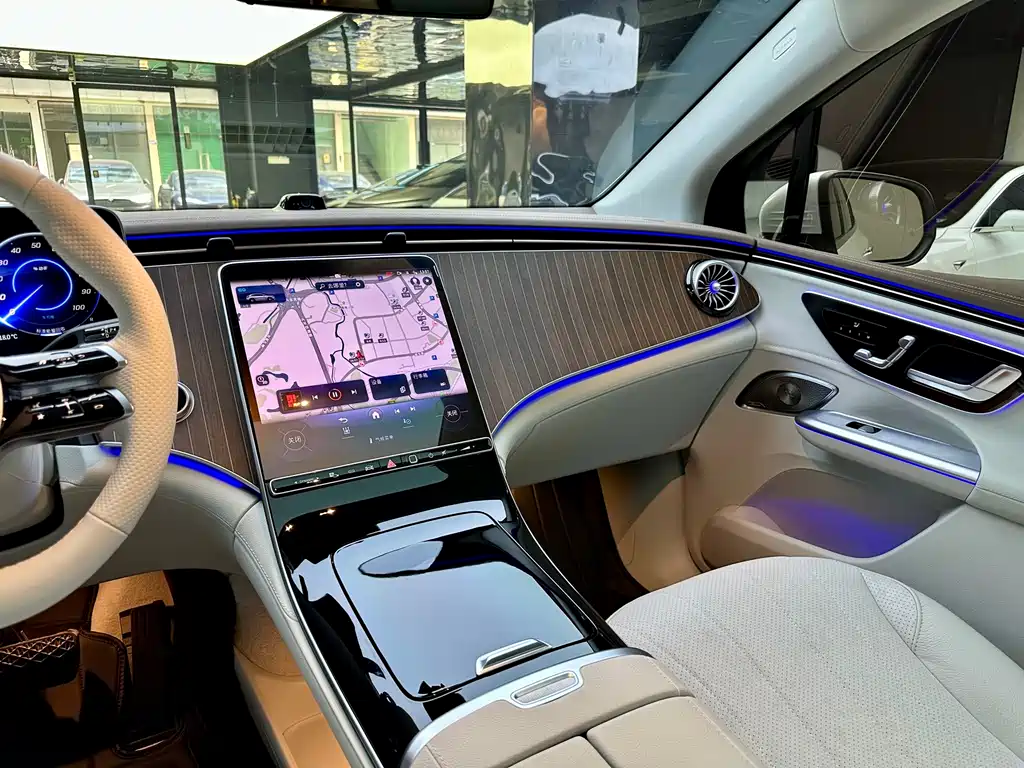 Mercedes-Benz EQE SUV 2023 350 4MATIC Deluxe Edition