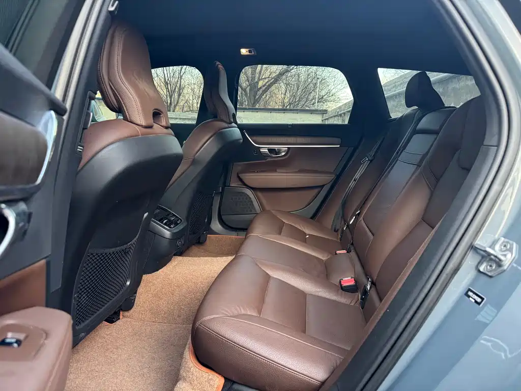 Volvo V90 2021 Cross Country B5 AWD Zhiyuan Edition