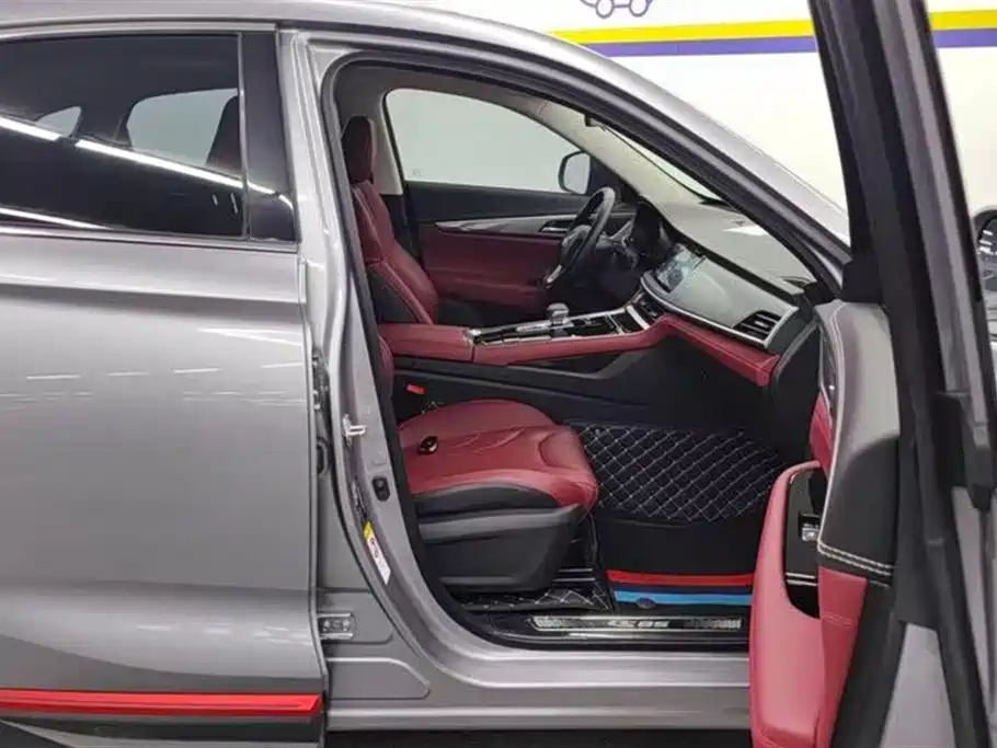 Changan CS85 COUPE 2023 1.5T DCT Luxury