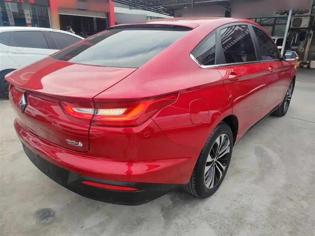 Baojun RC-6 2019 1.5T CVT 24-hour online premium type