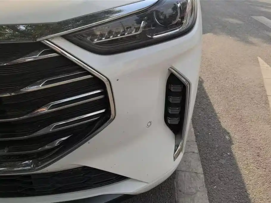 Jietu X70 PLUS 2021 model 1.6T DCT ground 6 seats