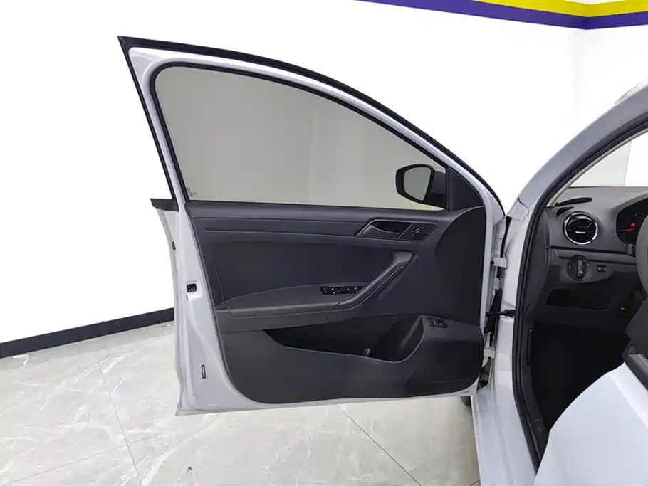 Jetta VA3 2021 1.5L automatic Upward Life version