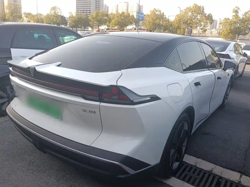 Dark blue SL03 2025 pure electric Classic Edition