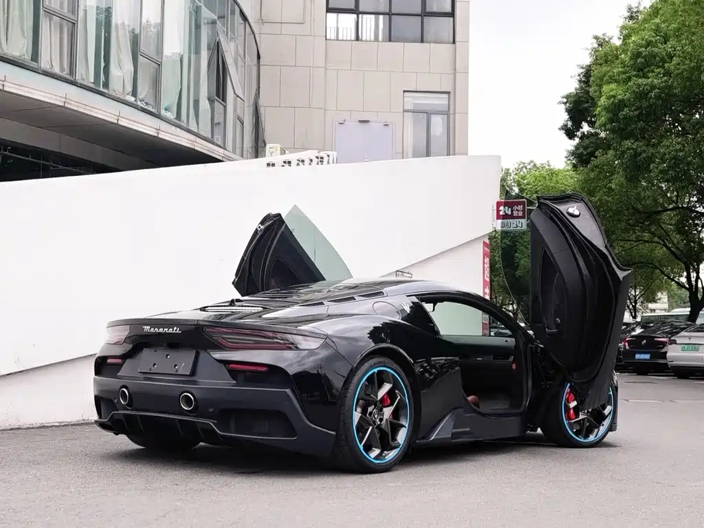 Фото машины