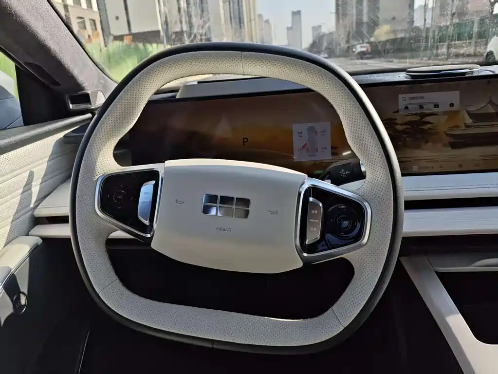 Galaxy E8 2024 665km rear-drive Starship Voyage version