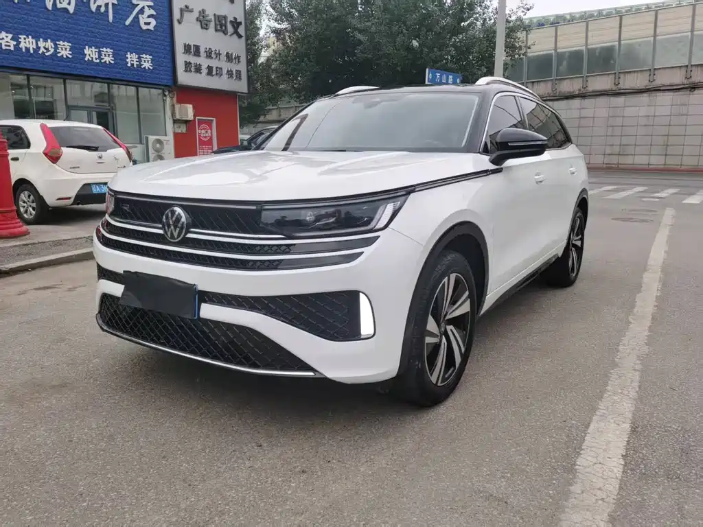 Range Rover 2023 380TSI 4WD R-Line Cruise Edition