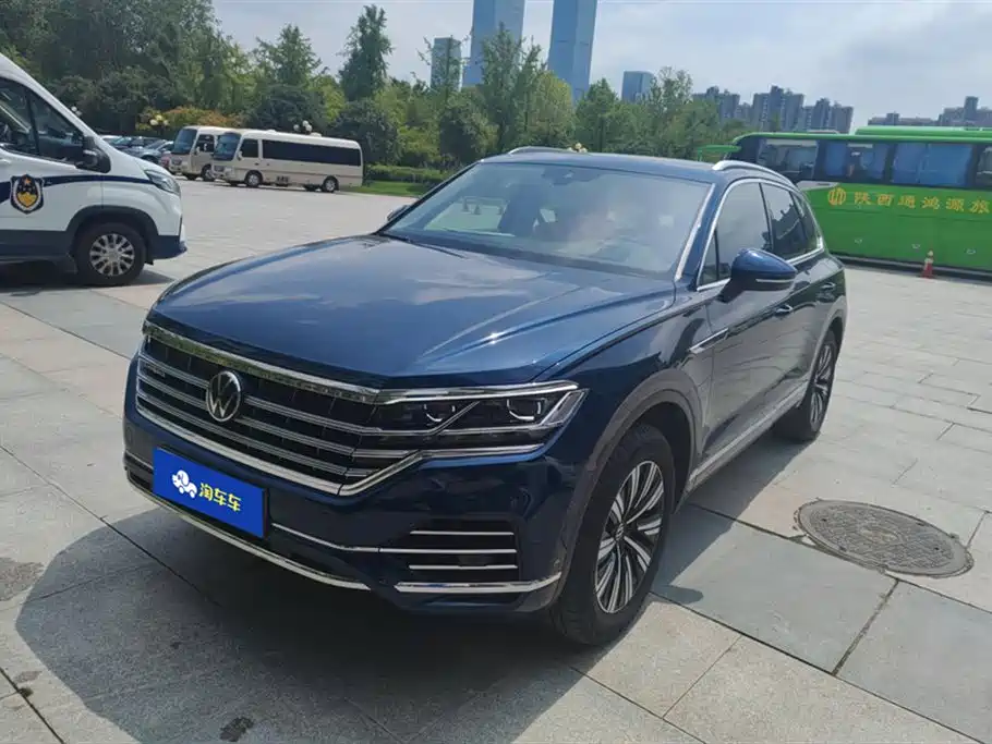 Гибридный автомобиль Touareg New Energy 2021