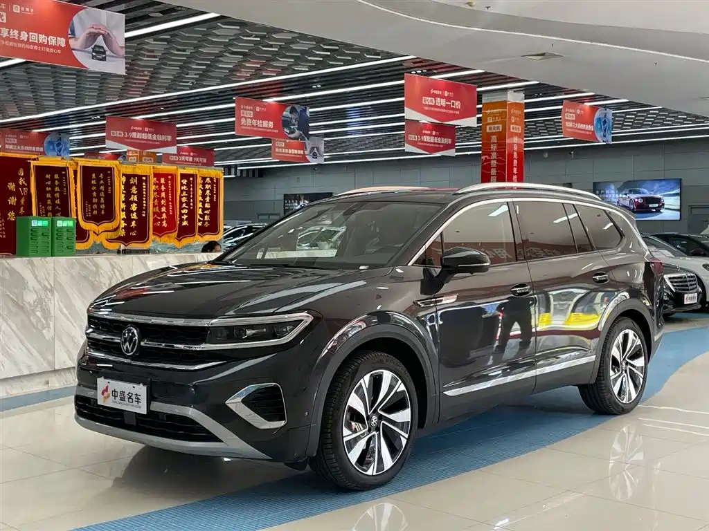 Lanjing 2024, модель 380 TSI, полноприводный флагманский 6-местный автомобиль Shengjing с системой "все включено"