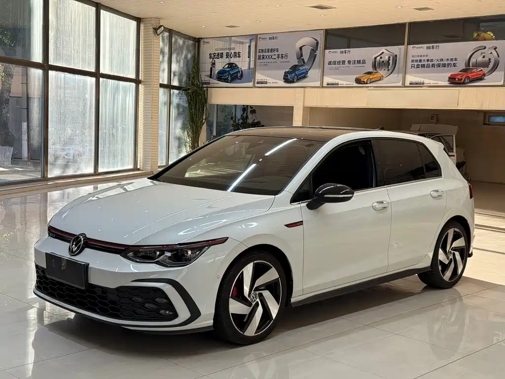 Golf GTI 2021 facelift 380TSI DSG GTI