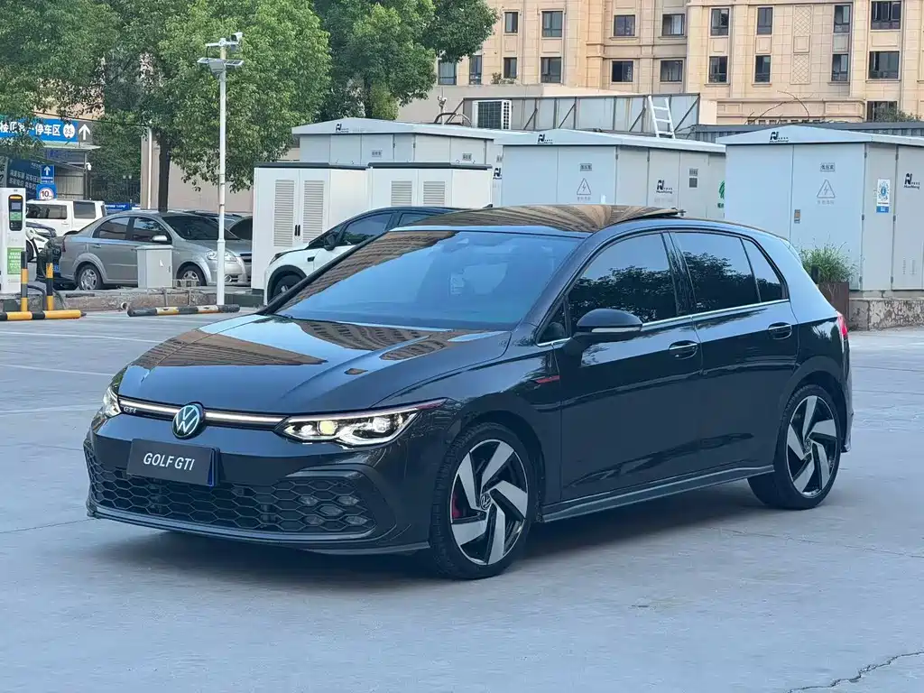 Golf GTI 2021 facelift 380TSI DSG GTI