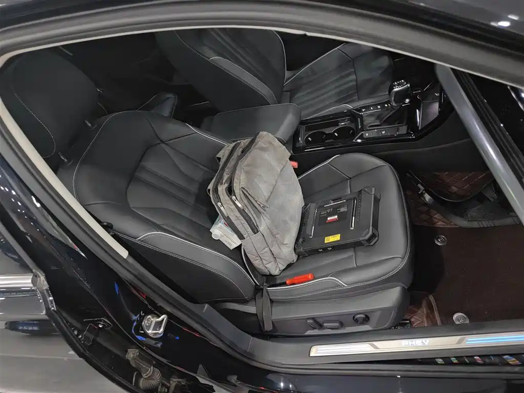 Фото машины 24