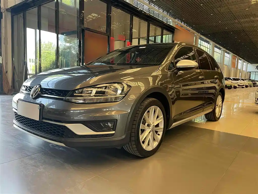 Golf imported 2019 model 1.8 TSI travel edition