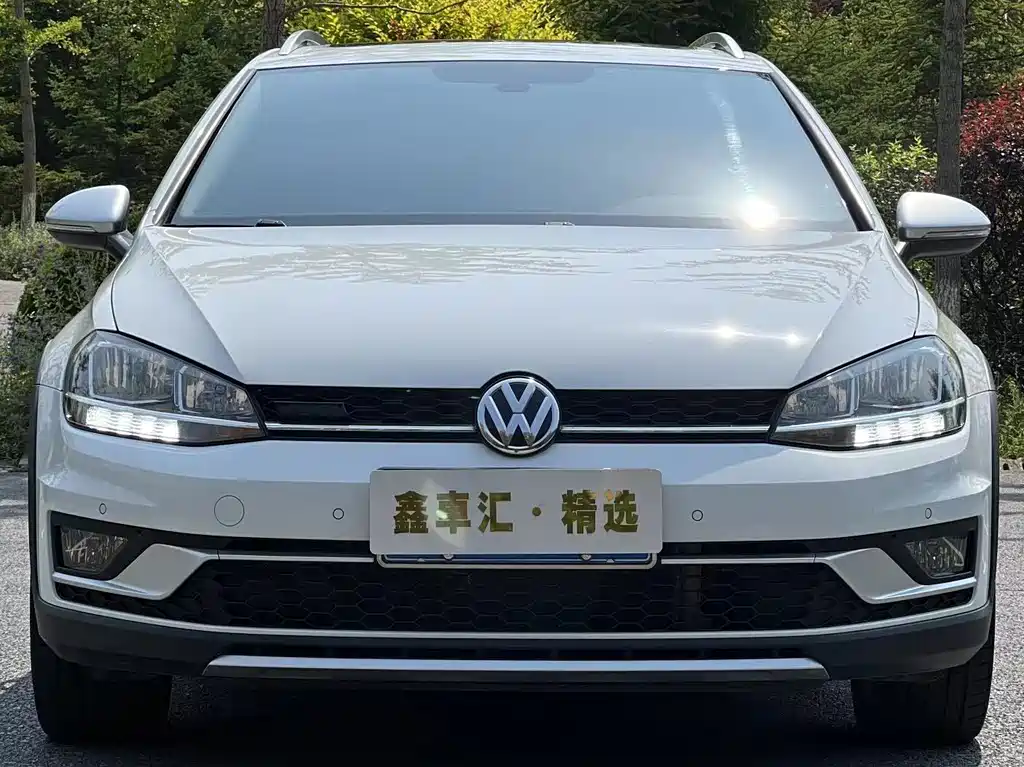 Golf imported 2019 model 1.8 TSI travel edition