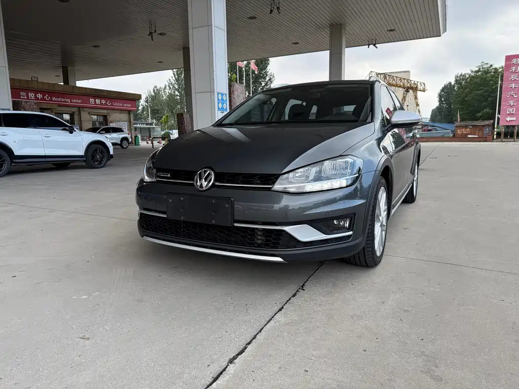 Golf imported 2019 model 1.8 TSI travel edition