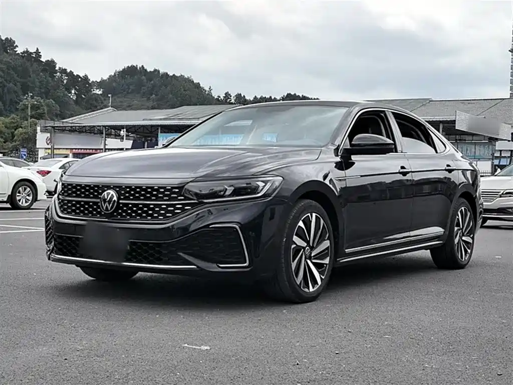 Passat 2022 330TSI Starlet Elite