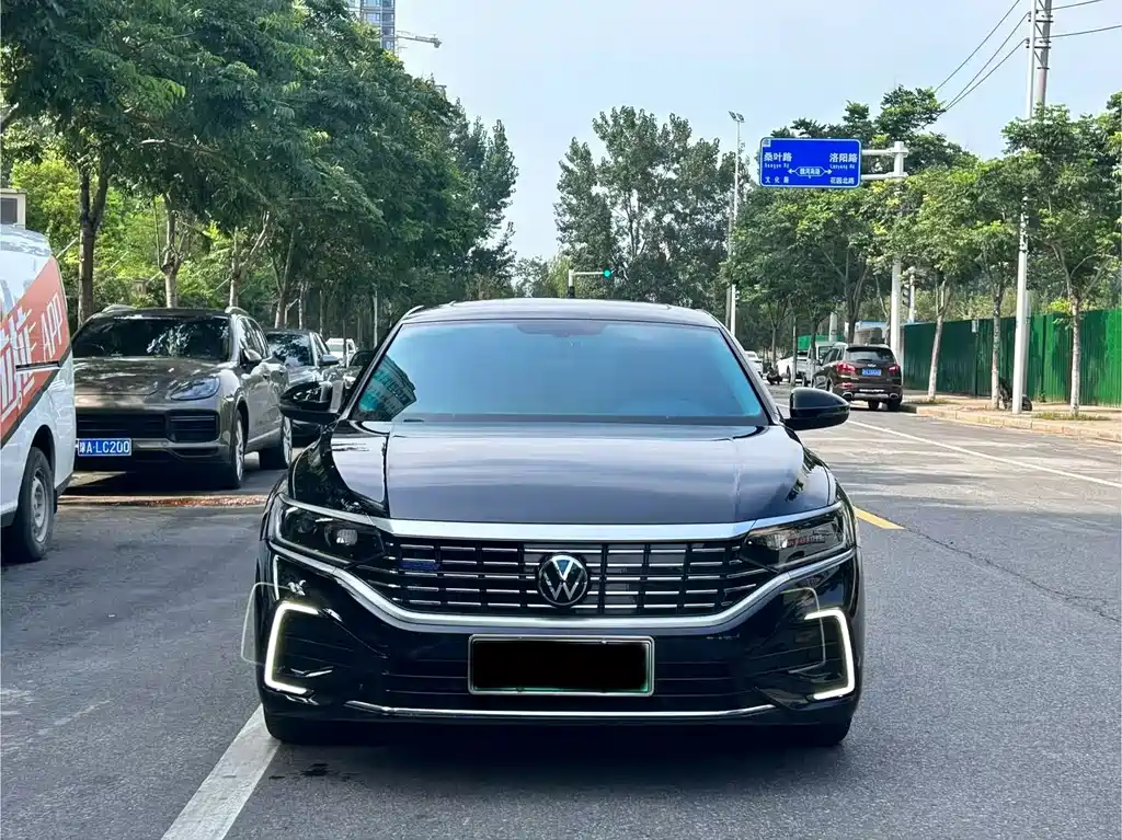 Passat New Energy 2022 с рестайлингом, гибридная версия Elite Edition мощностью 430 л.с.