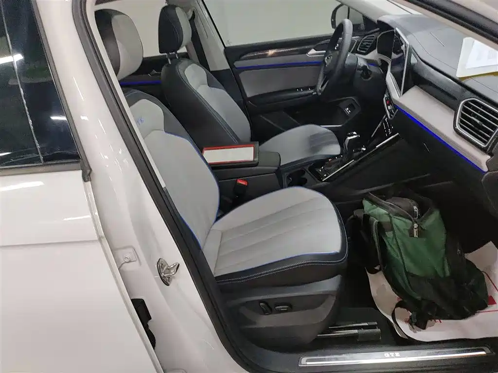 Фото машины 24