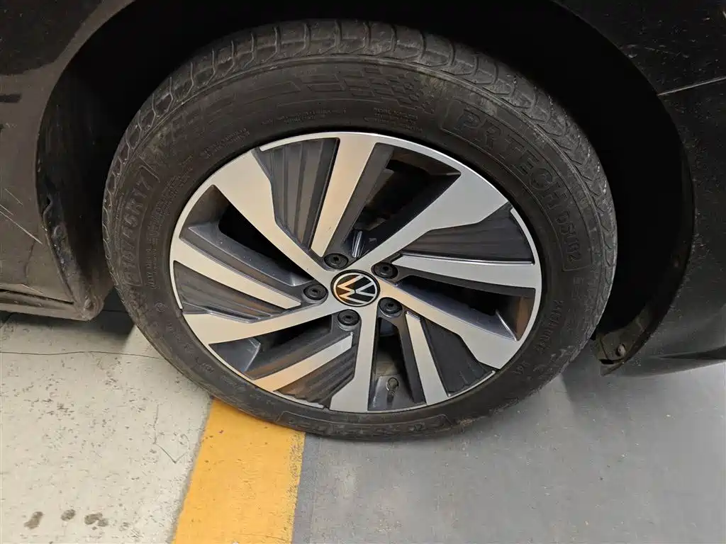 Фото машины 30