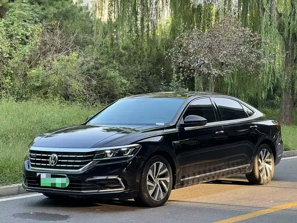 Гибридный Passat New Energy 2020 мощностью 430 л.с. Elite Edition Country VI