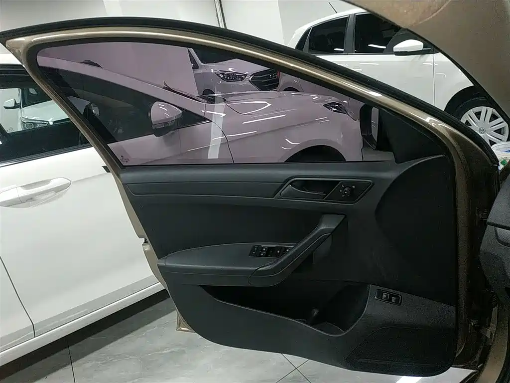 Фото машины 28