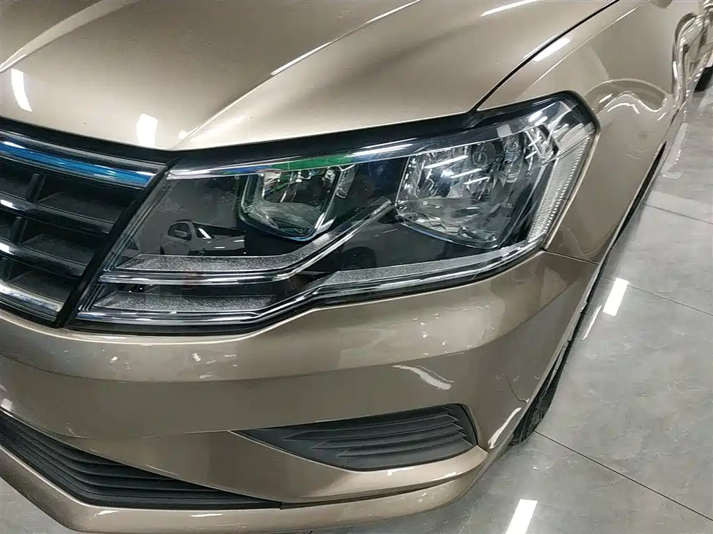 Фото машины 24