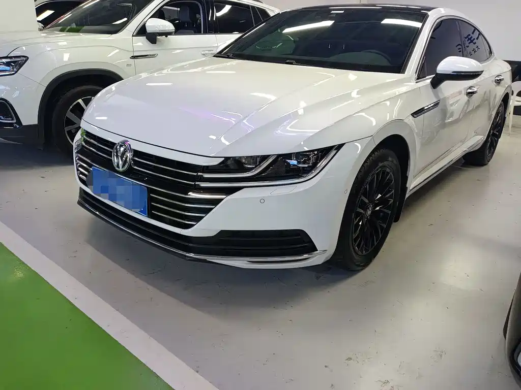 FAW-Volkswagen CC 2020 model 330TSI Charm Edition Country VI