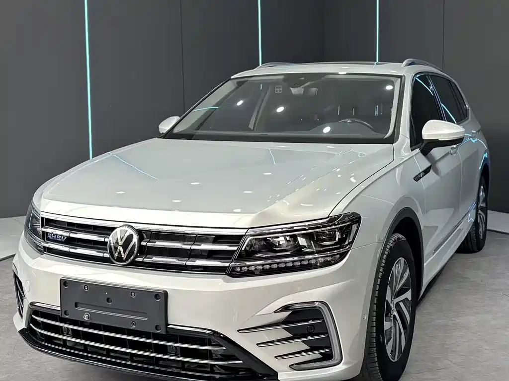 Подключаемый гибрид Tiguan L New Energy 2021 мощностью 430 л.с. Премиум-версия