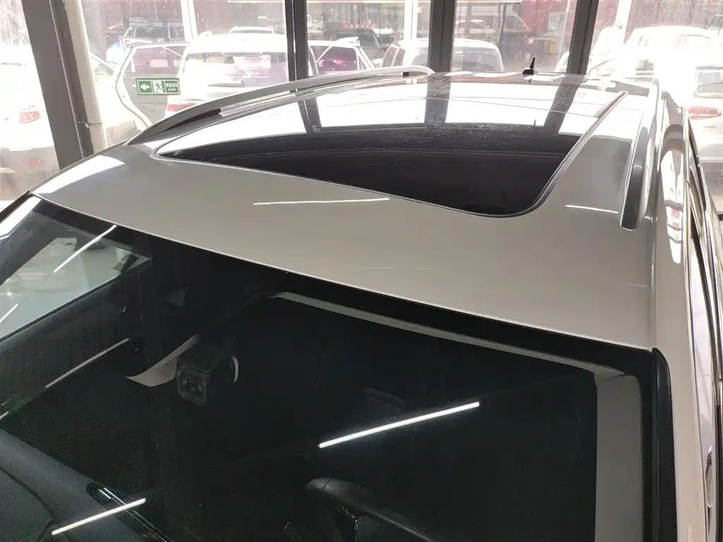 Фото машины 30