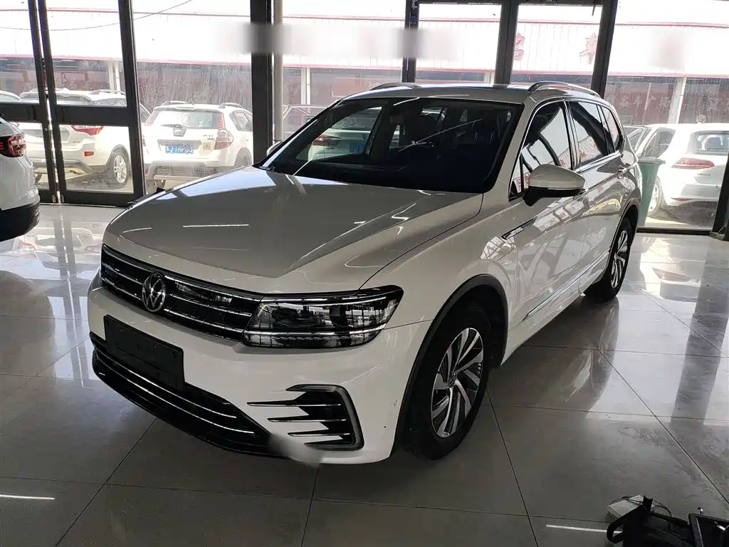 Подключаемый гибрид Tiguan L New Energy 2021 мощностью 430 л.с. Ultimate Edition
