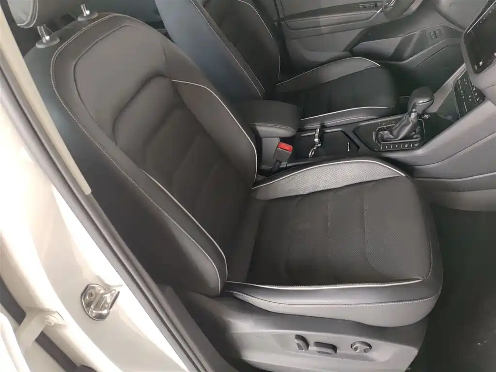 Фото машины 24