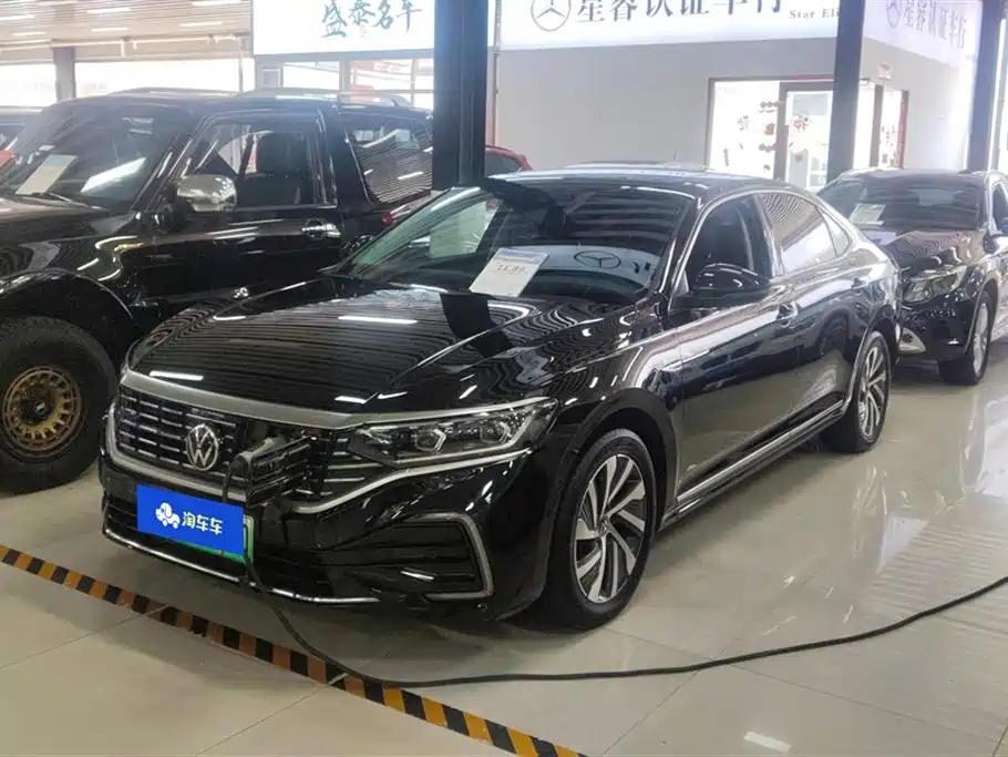 Гибридная версия Passat New Energy 2022 мощностью 430 л.с. Deluxe Edition