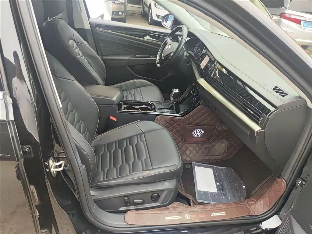 Фото машины 24