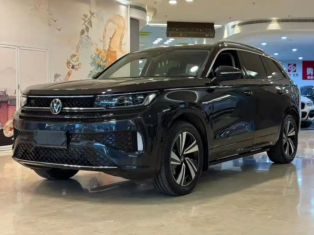 Range Rover 2025 модель 380TSI с полным приводом R-Line cruise, модель "все включено"