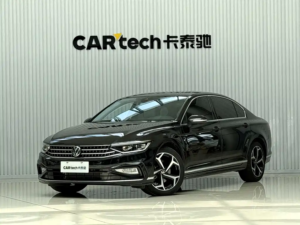 Magotan 2025 facelift Public Enjoy model 330TSI DSG luxury