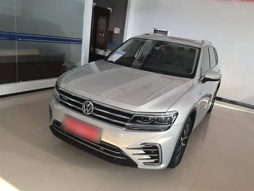 Tiguan L New Energy 2019 Гибридная версия мощностью 430 л.с. Ultimate Edition