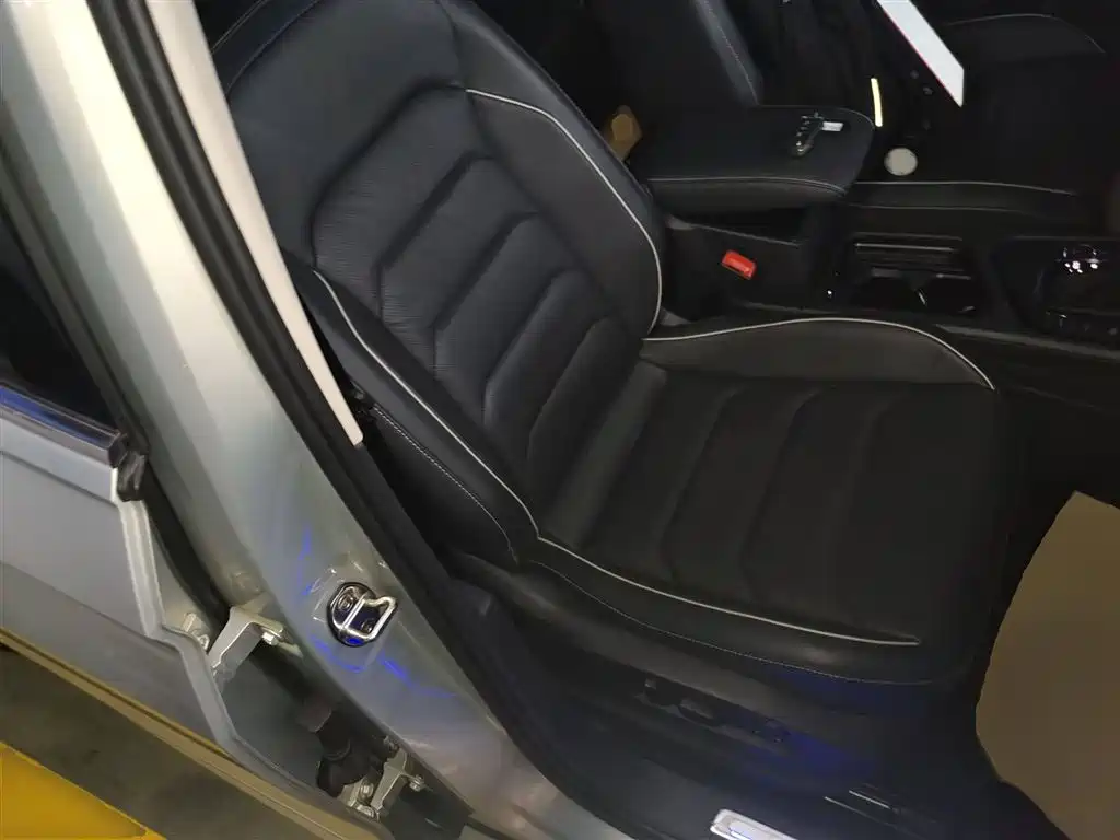 Фото машины 24