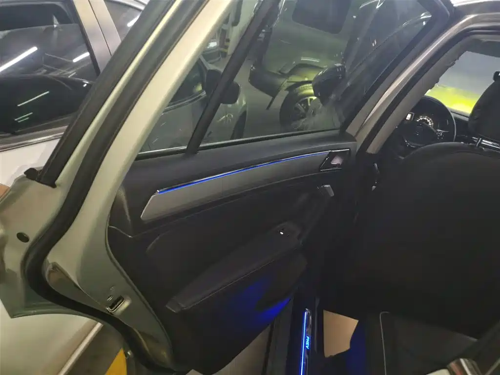 Фото машины 28