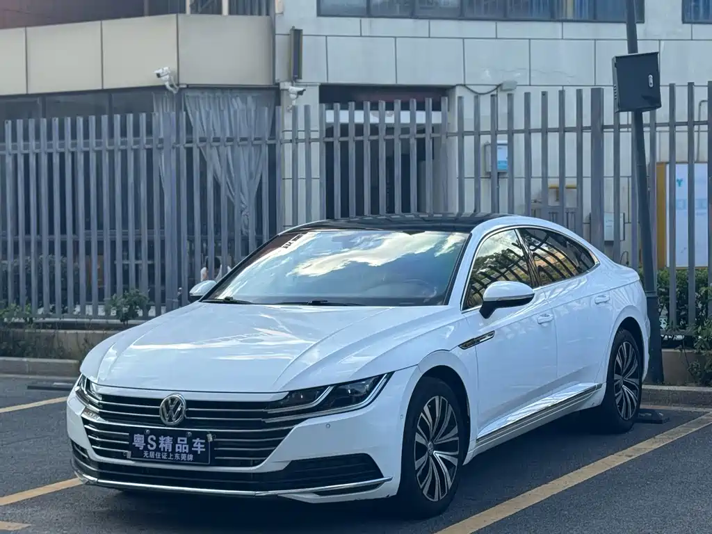 FAW-Volkswagen CC 2019 модель 380 TSI Yaoyan версия National V