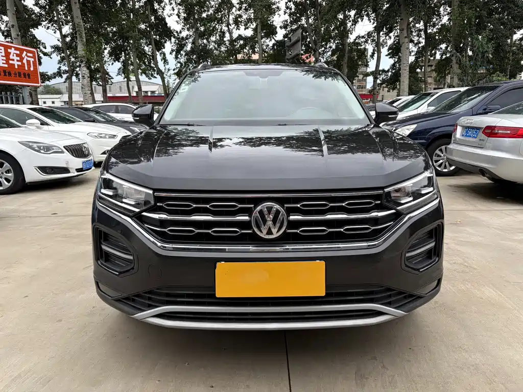 Tango 2019 330TSI 2WD Luxury National VI