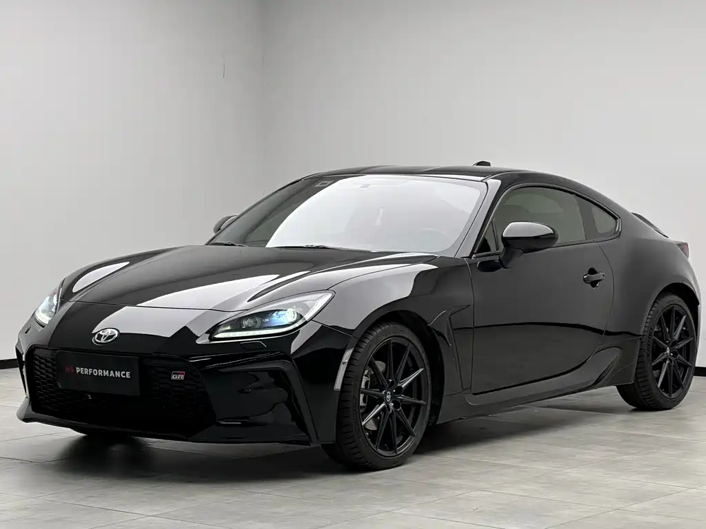 Toyota 86 2022 GR 86 2,4л версия с ручным управлением