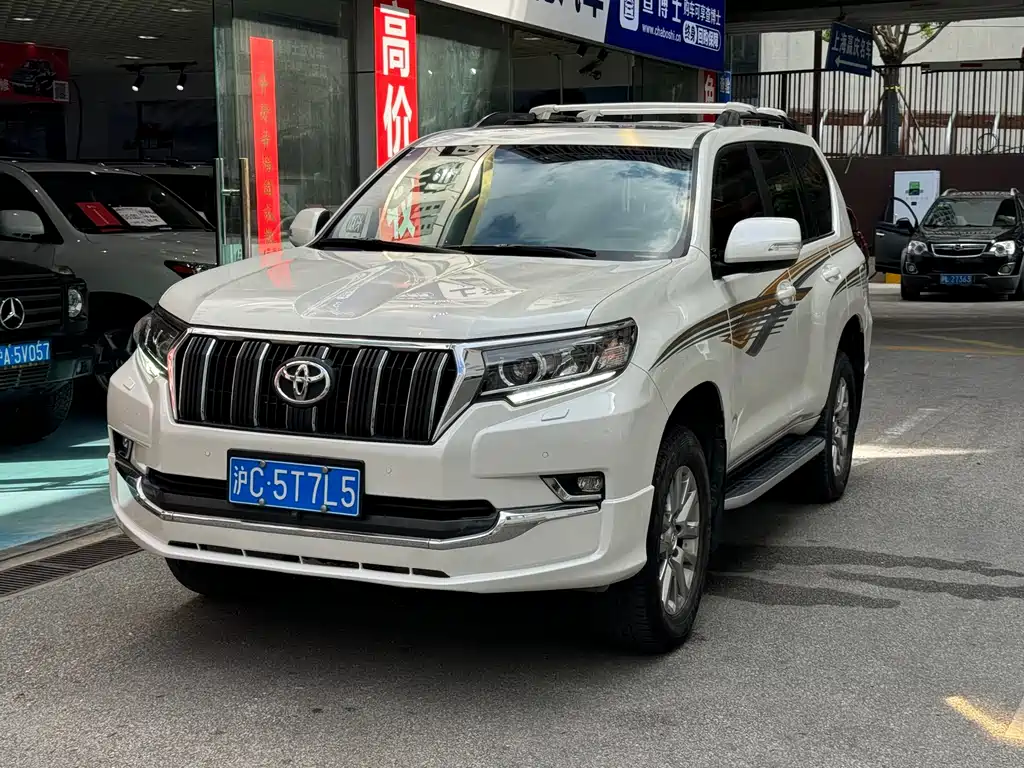 Prado 2019 3.5L automatic TX-L Premium edition rear spare tire