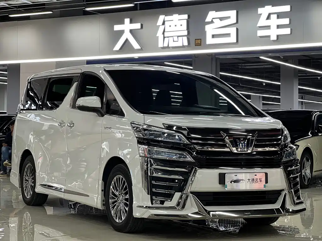 Wilfred 2019 Twin Engine 2.5L HV Premium