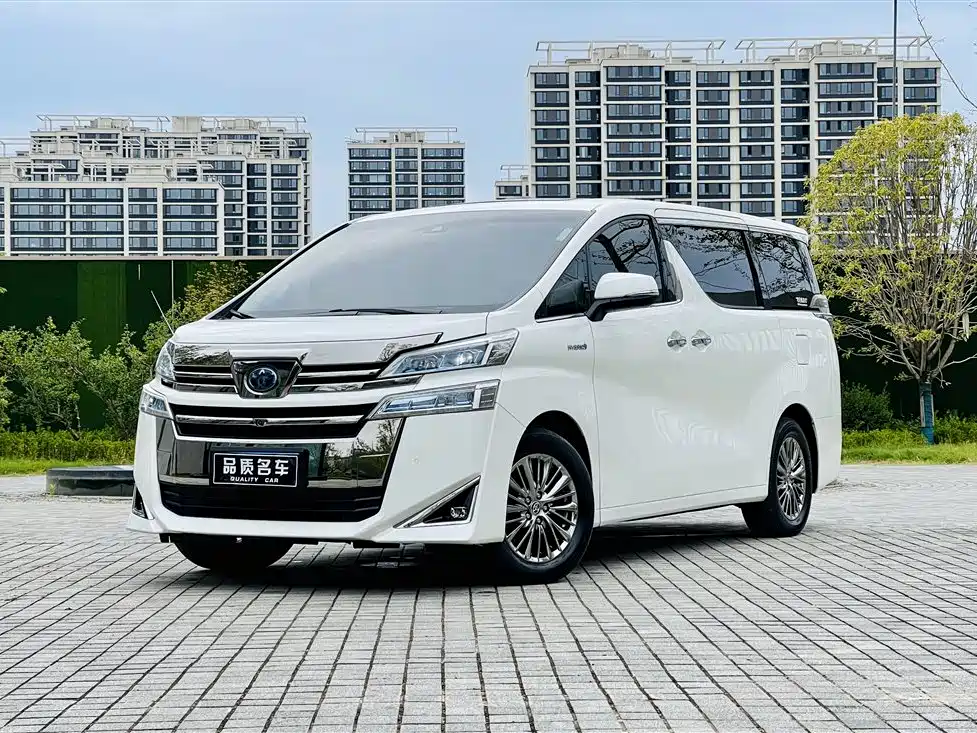 Wilfred 2019 Twin Engine 2.5L HV Premium