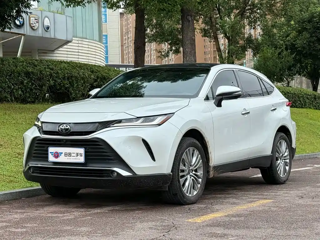 HARRIER 2022 2.0L CVT 2WD Premium Edition