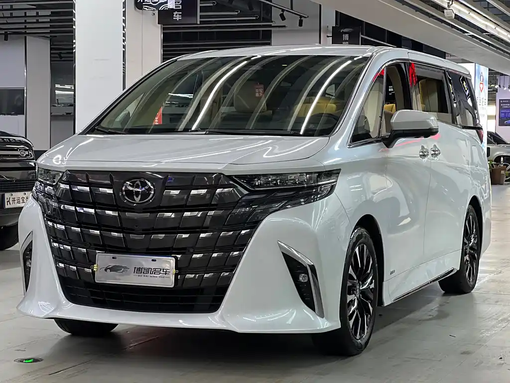Elfa 2024 Двухмоторный 2,5-литровый автомобиль Премиум-класса