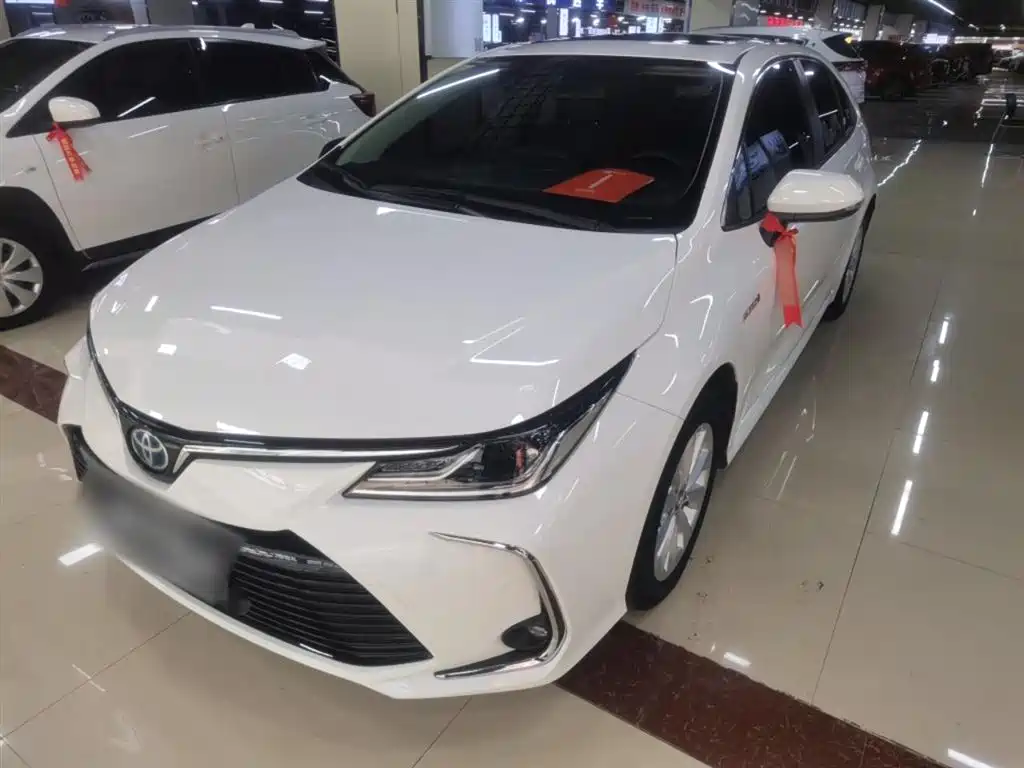 Corolla 2021 Twin Engine 1.8L E-CVT Signature Edition