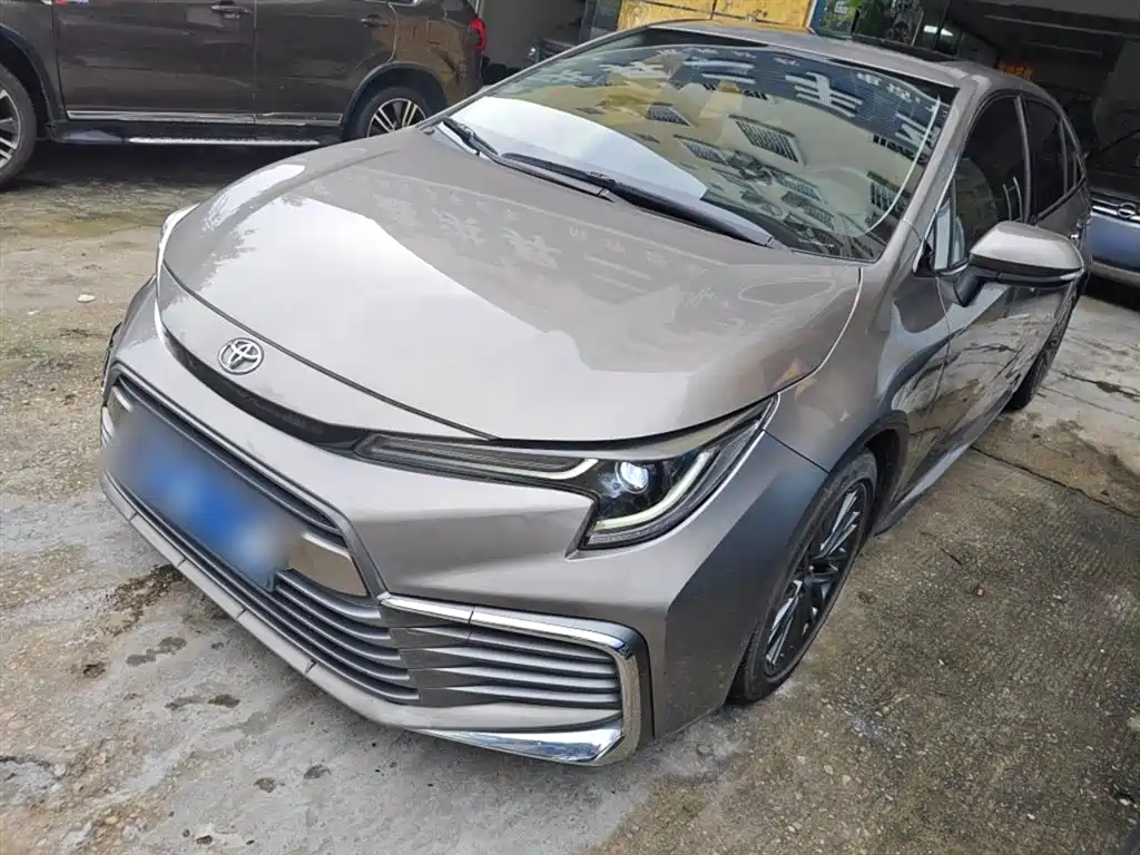 Lansdowne 2021 2.0L Premium